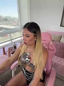 Carsonrobert live sex cam