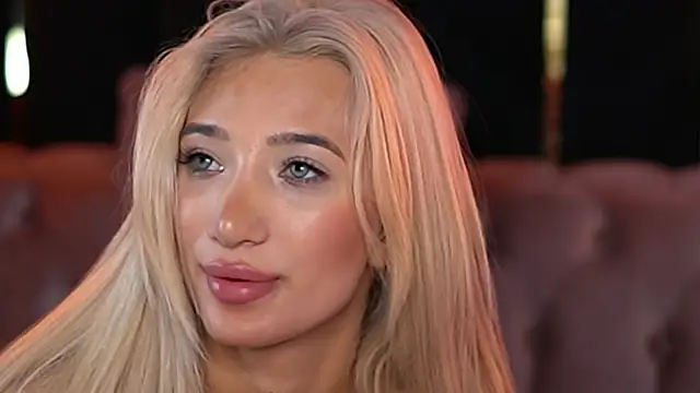 Watch SiennaJayden live on EroticFlix - High definition streams