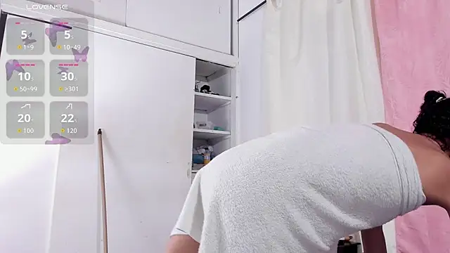 Watch Daye_Sky live on EroticFlix - High definition streams