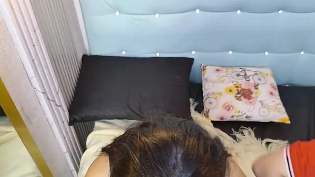 Watch SasshaSpicy live on EroticFlix - High definition streams