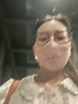 meimeibuguai live now