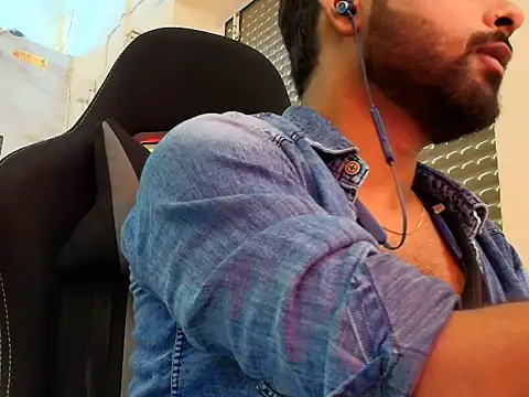 Jenni11Live webcam