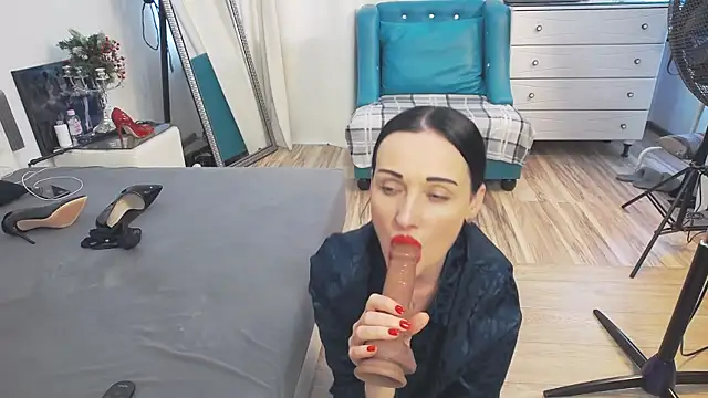 AlinaOnly webcam