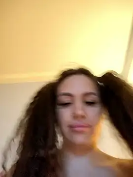 SiennaLuxexx webcam