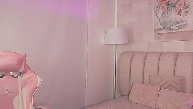 Alanna-Rosse webcam