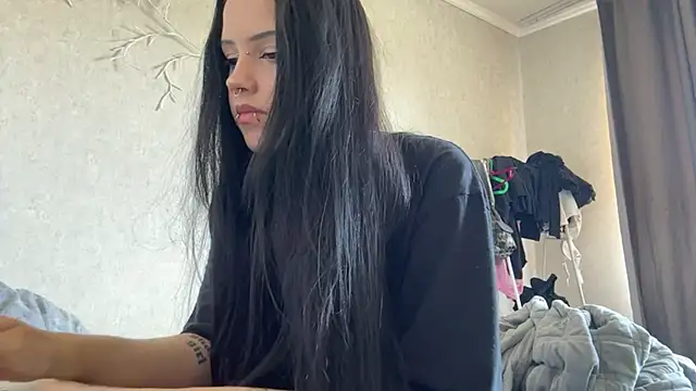LouisePavlides webcam