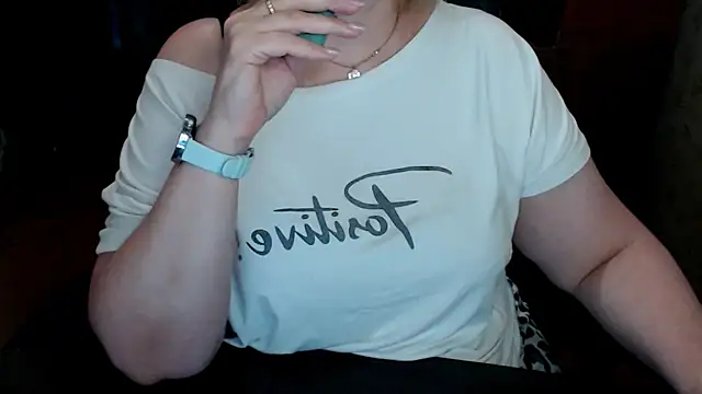AlisaHot55 webcam