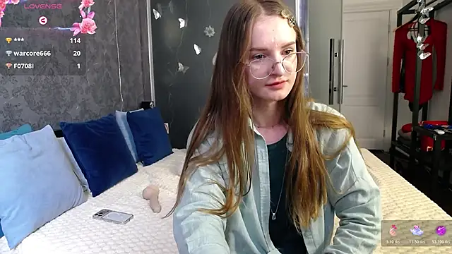 KateJonson webcam