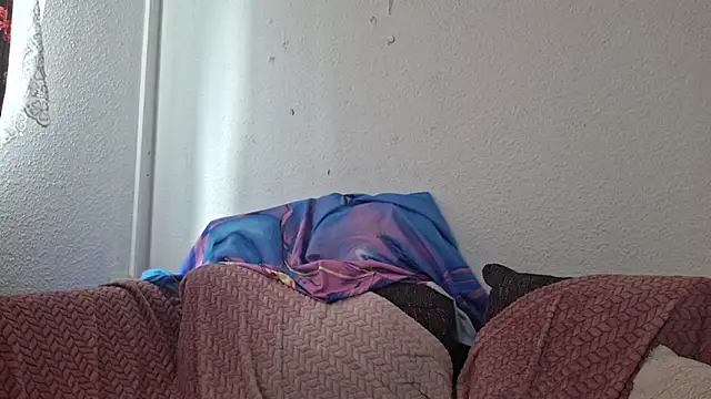 Cyndee_Winter webcam