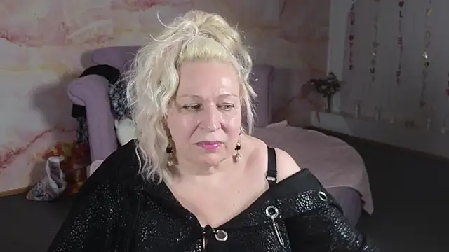 Penelope_Pinky webcam