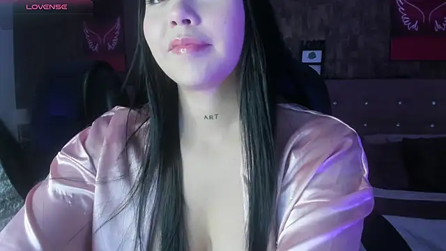 aria__monroe webcam