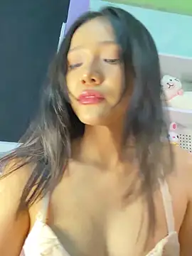 Watch lolisky1478 live on EroticFlix - High definition streams