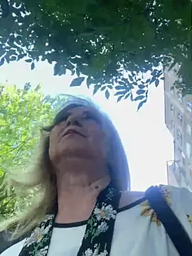 Irina2909@xh webcam