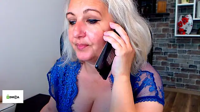 angel_devil_milf webcam