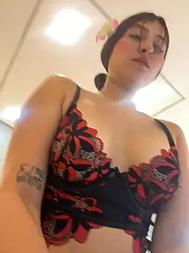 RossieSmith1 live cam on StripChat