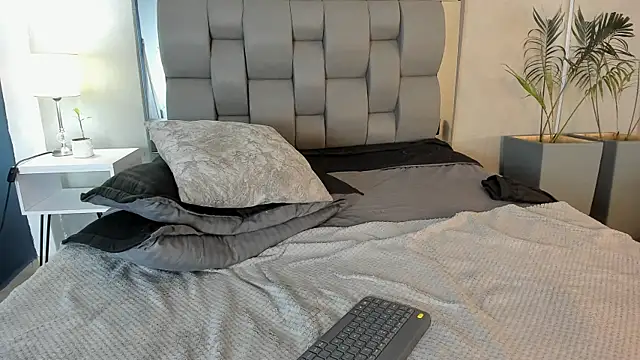 Charlie___Musk webcam