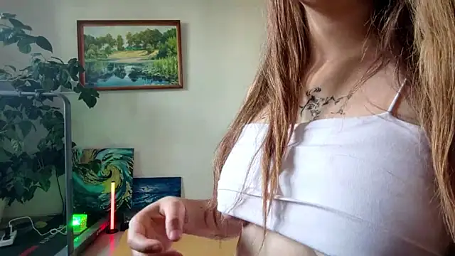 DainaCampagnini webcam