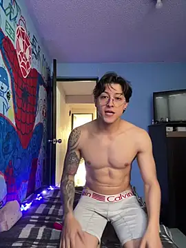 Watch Valery_Salmons live on EroticFlix - High definition streams
