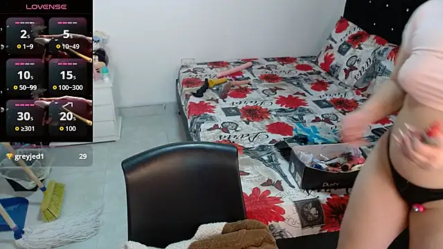 soniafuckboobs webcam