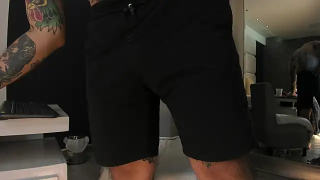 kaletattoo webcam