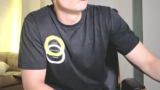 MaxKaiden webcam