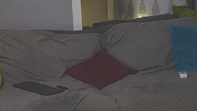PeachyPixiee webcam