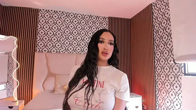 BEELLA_TAY1 webcam
