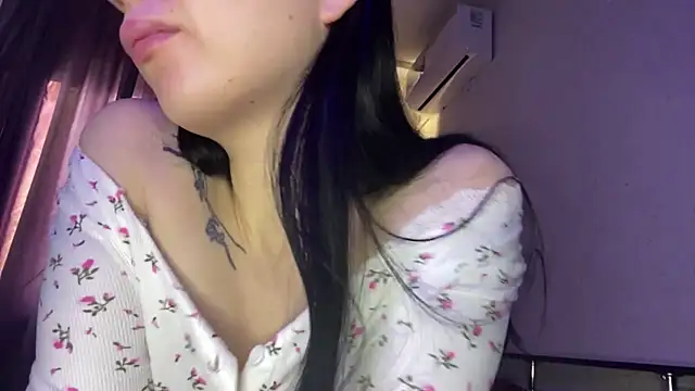 Necusharon webcam