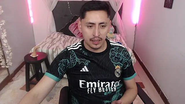 Alexx_levi webcam