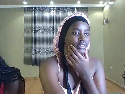 Prettygodess1 webcam