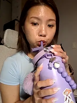 urgrl_portia webcam