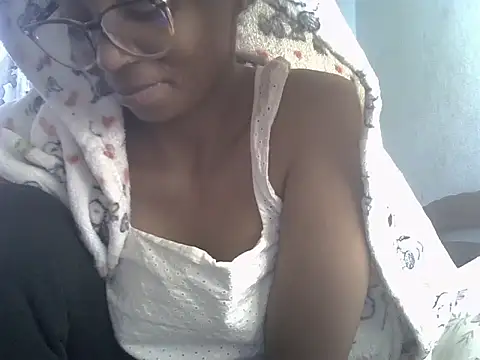 ElianeHot webcam