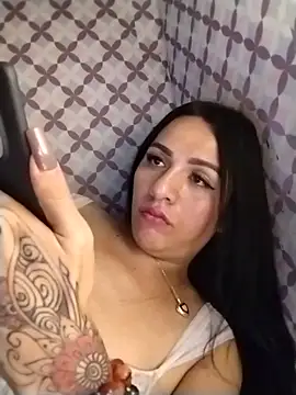 Yourbabyshane webcam