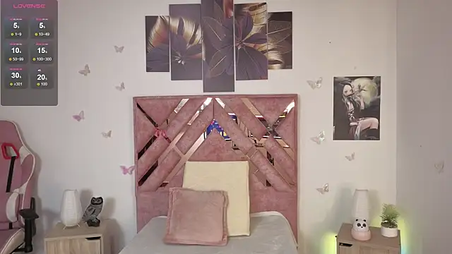 Chloe_02g webcam