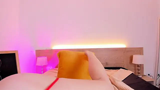 Bella_Sumers webcam