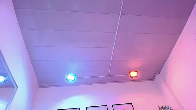 Maddie_T18 webcam