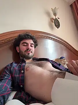 suckmybehigh (M young) - Dance striptease for you🔥👀