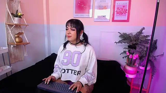 Sophiie_Bennet webcam