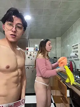 Valery_Salmons webcam