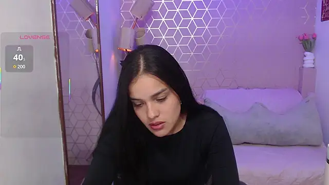 Victoria_Pivet webcam