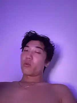 YourBadboy718 webcam