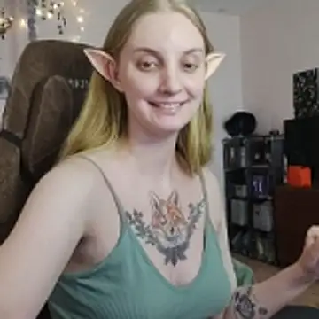 Elfie_Agatha webcam