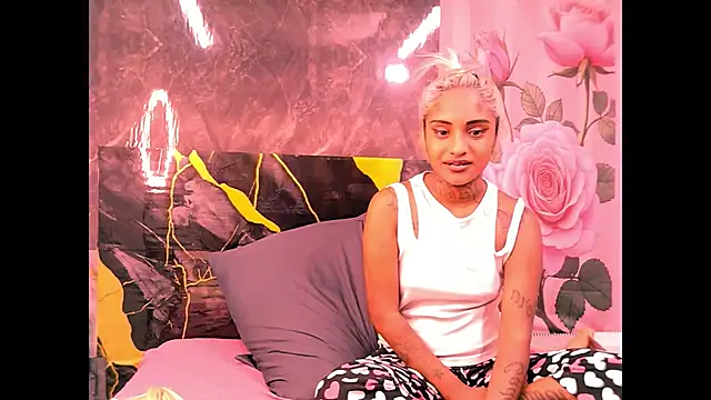 indian_barbie webcam