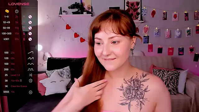 velvet_cherry_ webcam
