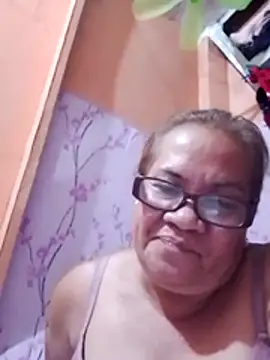 vickyhot1966 webcam