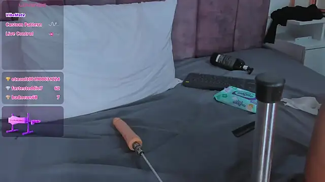 Sophia-Gomezz webcam
