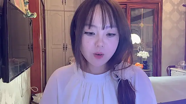 LongLongQueen webcam