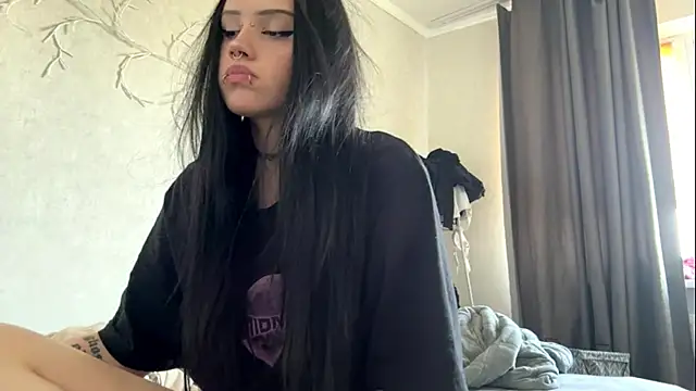 LouisePavlides live cam