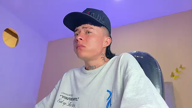 Nascary_Fox webcam