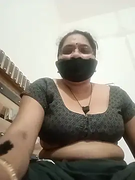 Menka_cut34 webcam